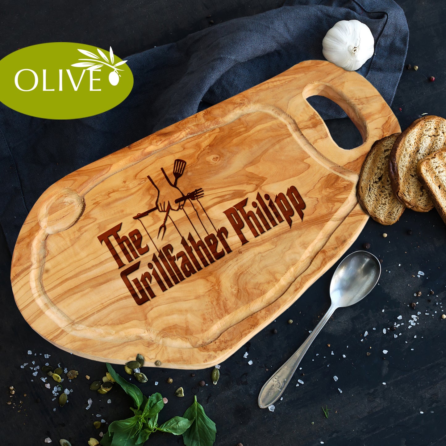THE GRILLFATHER - Personalisiertes Olivenholzbrett mit Gravur - Jeske Design