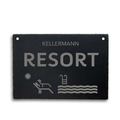 RESORT - personalisiertes Schieferschild für den eigenen Pool-Bereich - Jeske Design
