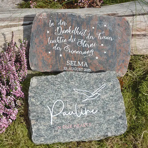 Glatter Gedenkstein aus Granit mit Gravurmotiv MÖWE & Namen