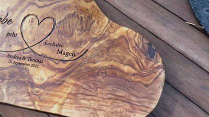 Tableau personnalisé « Le chemin vers le cœur passe par l'estomac » | Cadeau pour couples